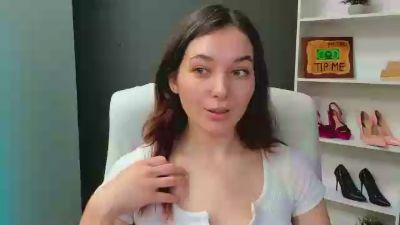 MeganPleasure live cam on Cam4