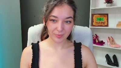 MeganPleasure live cam on Cam4