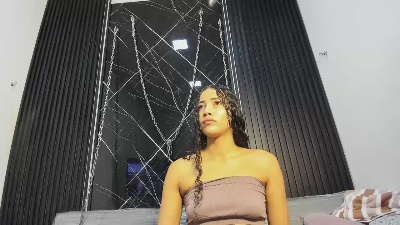 Megan_Dukk live cam on Cam4