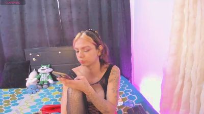 Megan_Miles02 live cam on Cam4