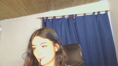 Megan_Moon24 live cam on Cam4