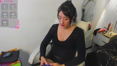 Megan_Reeves live cam on Cam4