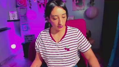 Megan_Reeves live cam on Cam4