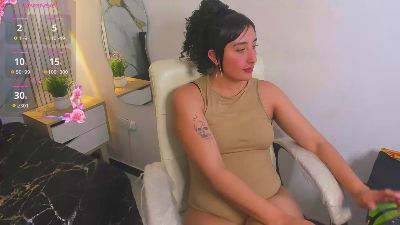 Megan_Reeves live cam on Cam4