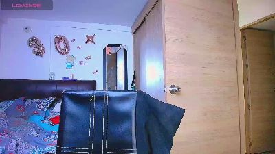 Megan_collins1 live cam on Cam4