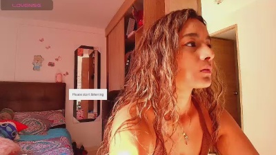 Megan_collins1 live cam on Cam4