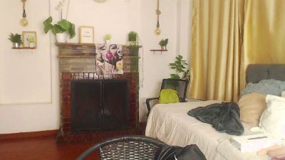 Megan_collins1 live cam on Cam4