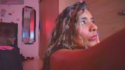 Megan_collins1 live cam on Cam4
