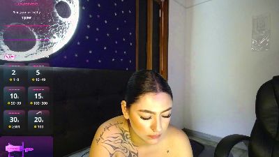 Megara_25 live cam on Cam4