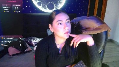 Megara_25 live cam on Cam4