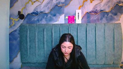 Megara_25 live cam on Cam4