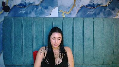 Megara_25 live cam on Cam4