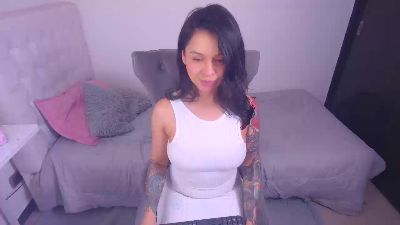 Meghan_69 live cam on Cam4