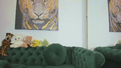 Megpalmer23 live cam on Cam4