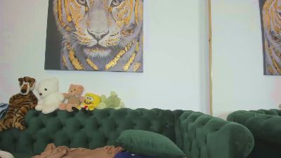 Megpalmer23 live cam on Cam4
