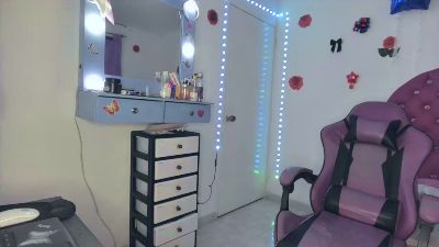 Meily_clark live cam on Cam4