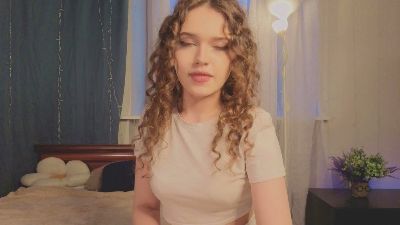 MelaniaDelucchi live cam on Cam4
