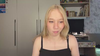 MelaniaHymon live cam on Cam4
