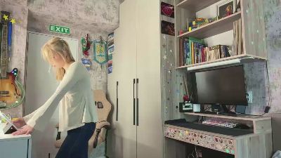 MelaniaHymon live cam on Cam4