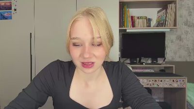 MelaniaHymon live cam on Cam4