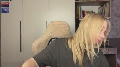MelaniaHymon live cam on Cam4