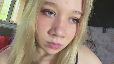 MelaniaHymon live cam on Cam4