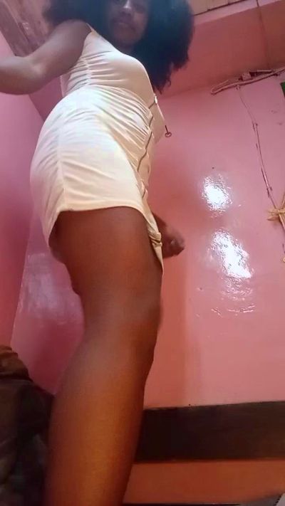 Melanie33 live cam on Cam4