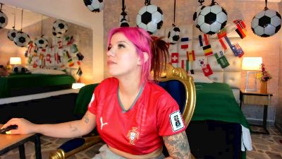 MelanieRoux live cam on Cam4