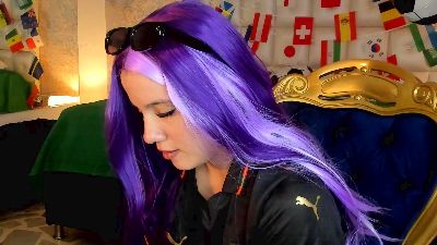 MelanieRoux live cam on Cam4