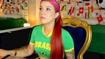MelanieRoux live cam on Cam4