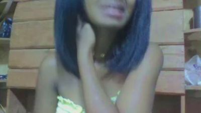 Melaniesu webcam mulher ao vivo de Madagascar