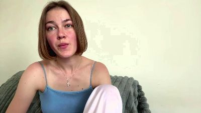 MelanyVranich live cam on Cam4