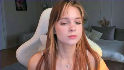 Melenamiles live cam on Cam4