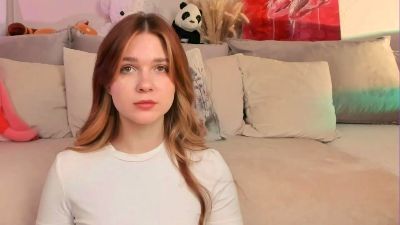 Melenamiles live cam on Cam4
