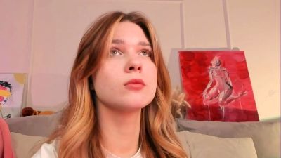 Melenamiles live cam on Cam4