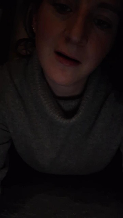 Melina_28 Live Cam on Cam4