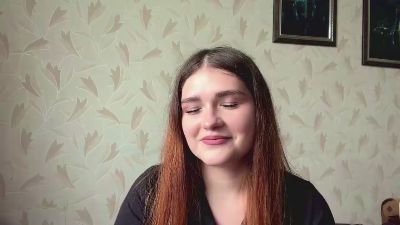 MelitaPetric live cam on Cam4