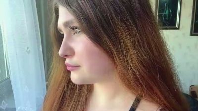 MelitaPetric live cam on Cam4