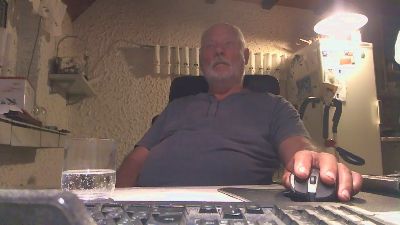 Melkmann1 live cam on Cam4