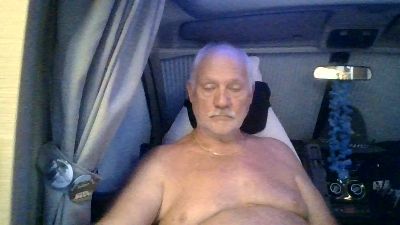 Melkmann1 live cam on Cam4