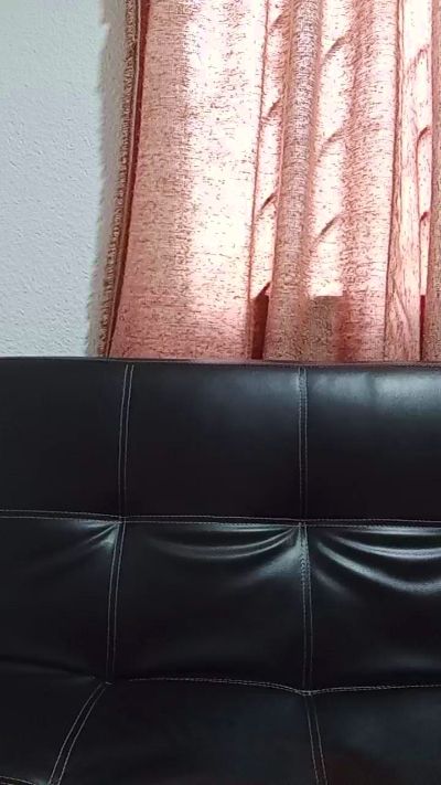 Mellkrem4 live cam on Cam4