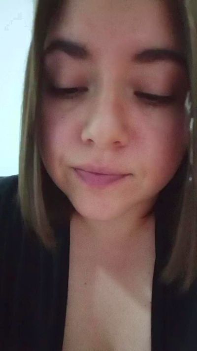 Mellkrem4 live cam on Cam4