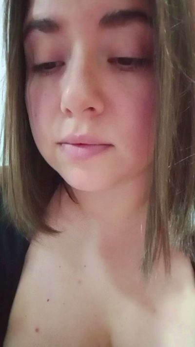 Mellkrem4 live cam on Cam4