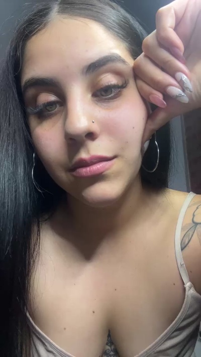Melodi420 live cam on Cam4