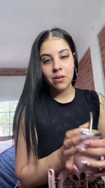 Melodi420 live cam on Cam4