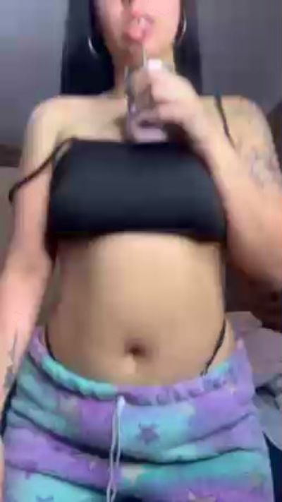 Melodi420 live cam on Cam4