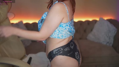 MelodyCharm live cam on Cam4
