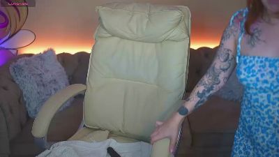 MelodyCharm live cam on Cam4