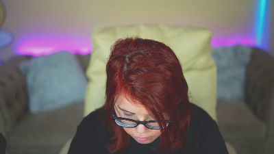 MelodyCharm live cam on Cam4