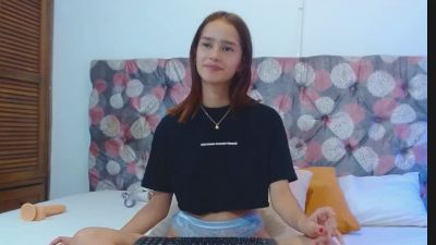 MelodyManson live cam on Cam4